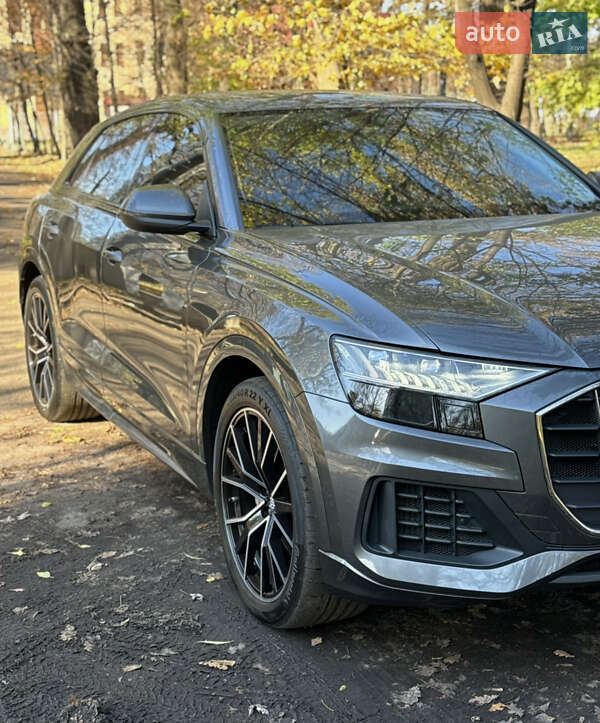 Позашляховик / Кросовер Audi Q8 2019 в Києві