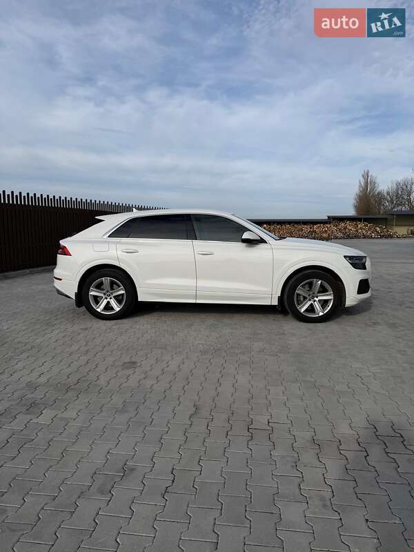 Позашляховик / Кросовер Audi Q8 2021 в Тернополі фото 4 Позашляховик / Кросовер Audi Q8 2021 в Тернополі