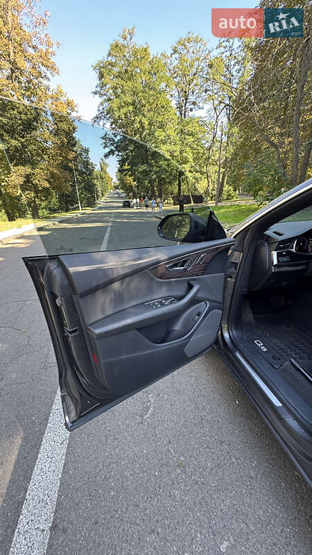 Внедорожник / Кроссовер Audi Q8 2018 в Киеве фото 32 Внедорожник / Кроссовер Audi Q8 2018 в Киеве