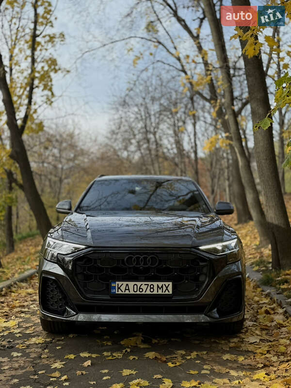 Позашляховик / Кросовер Audi Q8 2024 в Києві