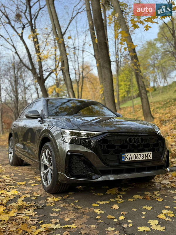 Позашляховик / Кросовер Audi Q8 2024 в Києві