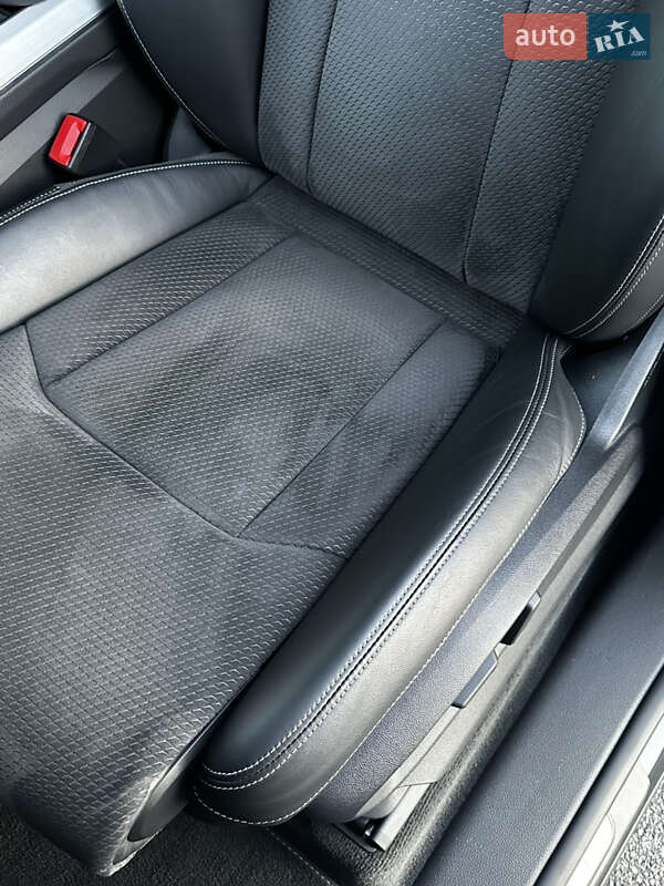 Внедорожник / Кроссовер Audi Q8 2022 в Киеве