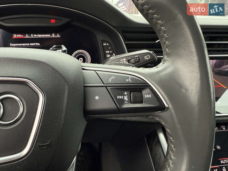 Позашляховик / Кросовер Audi Q8 2019 в Києві