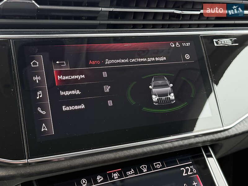 Позашляховик / Кросовер Audi Q8 2019 в Києві