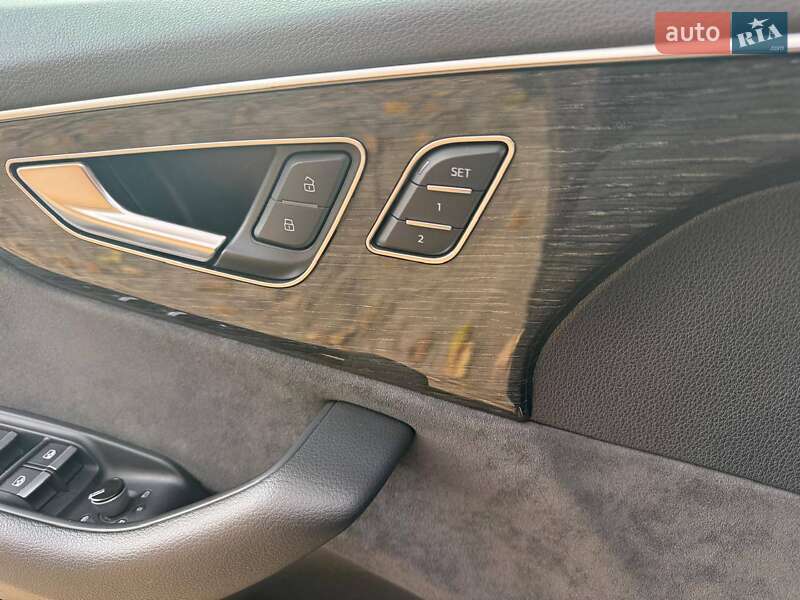 Позашляховик / Кросовер Audi Q8 2020 в Києві фото 7 Позашляховик / Кросовер Audi Q8 2020 в Києві