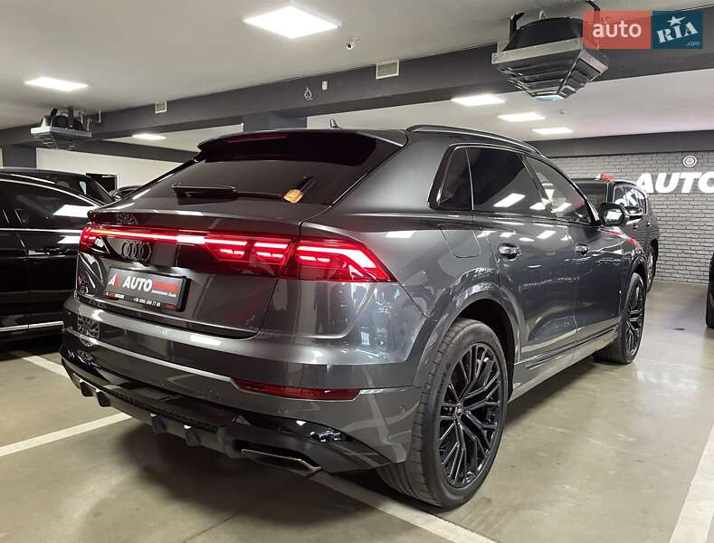 Позашляховик / Кросовер Audi Q8 2024 в Львові