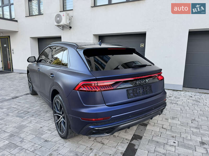 Внедорожник / Кроссовер Audi Q8 2019 в Ужгороде