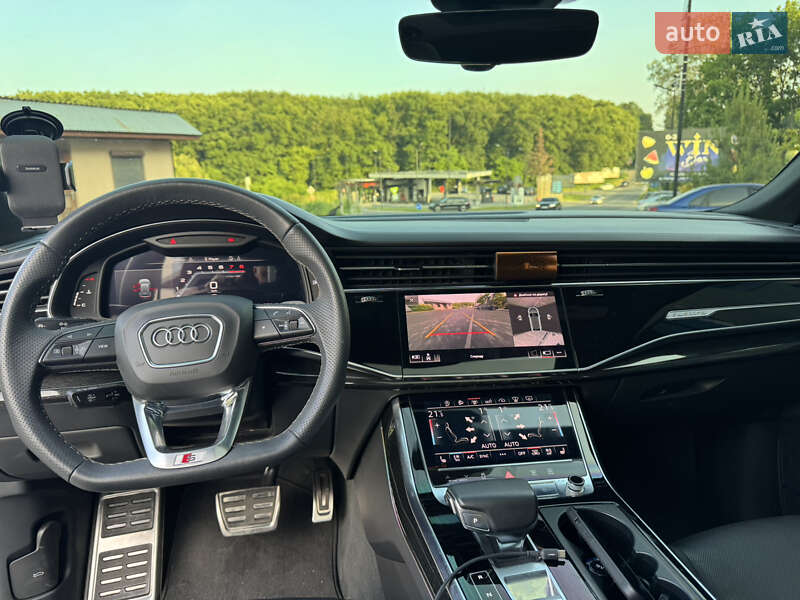 Внедорожник / Кроссовер Audi Q8 2019 в Ужгороде