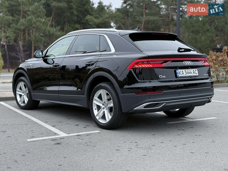 Позашляховик / Кросовер Audi Q8 2019 в Києві