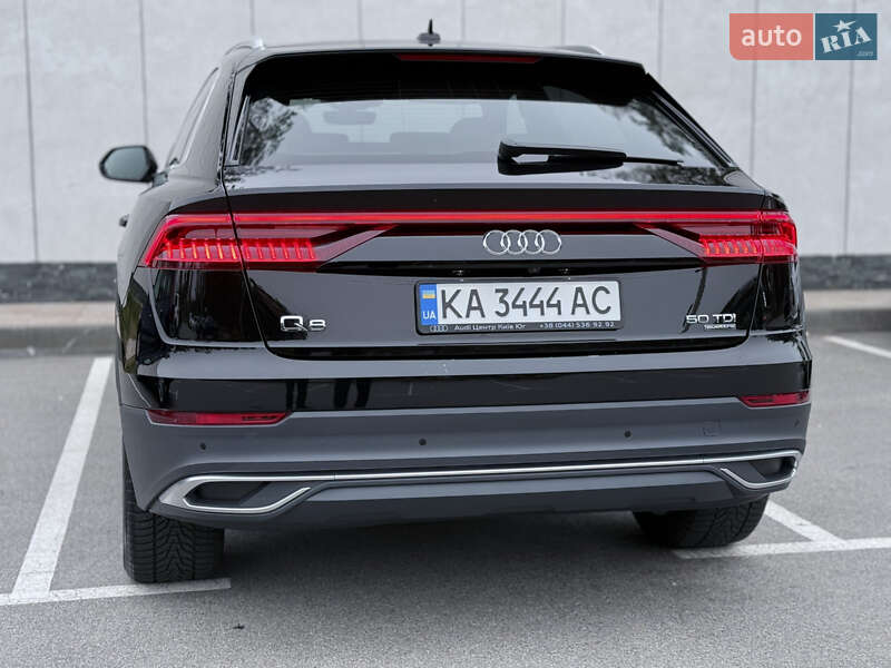 Позашляховик / Кросовер Audi Q8 2019 в Києві