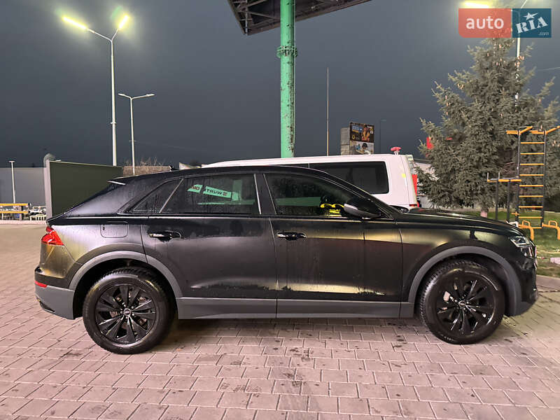 Внедорожник / Кроссовер Audi Q8 2022 в Киеве фото 27 Внедорожник / Кроссовер Audi Q8 2022 в Киеве
