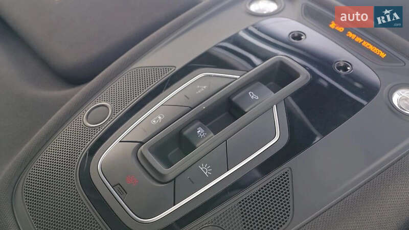 Позашляховик / Кросовер Audi Q8 2019 в Києві