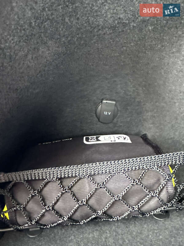 Позашляховик / Кросовер Audi Q8 2025 в Києві