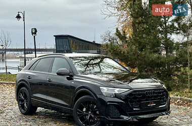 Внедорожник / Кроссовер Audi Q8 2025 в Киеве