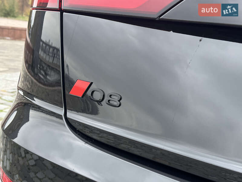 Позашляховик / Кросовер Audi Q8 2025 в Києві