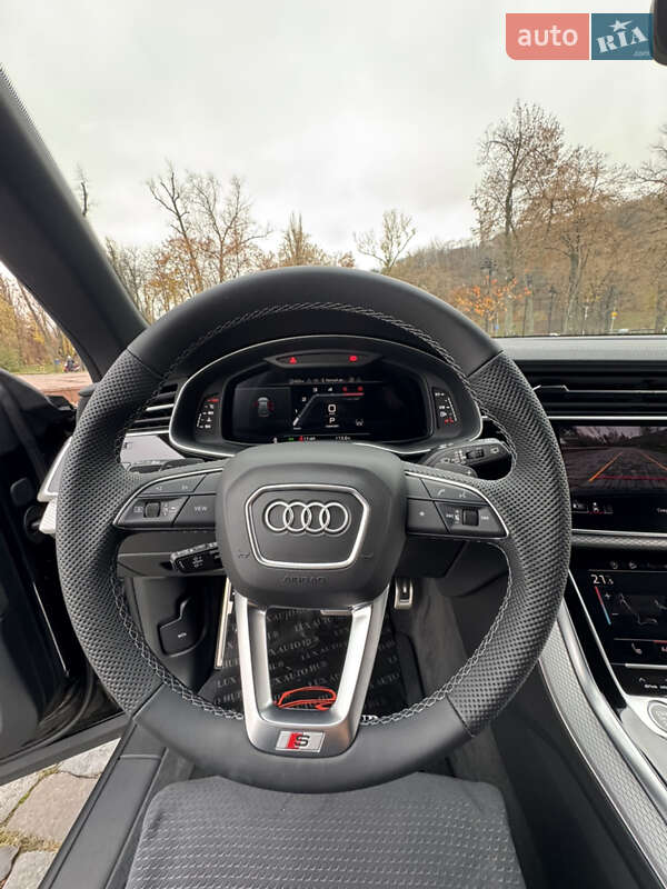 Позашляховик / Кросовер Audi Q8 2025 в Києві