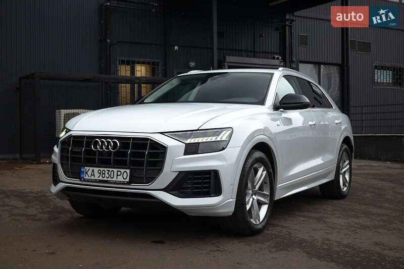 Внедорожник / Кроссовер Audi Q8 2019 в Киеве