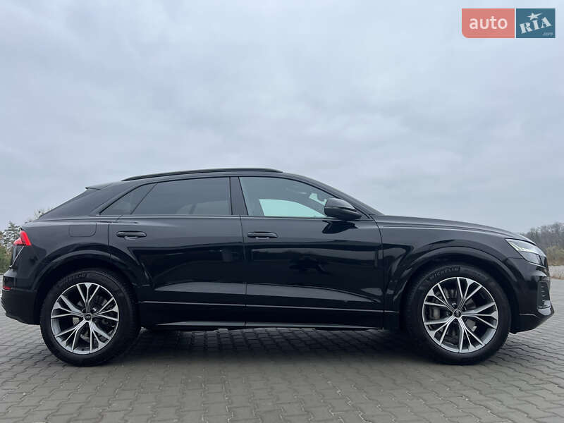 Позашляховик / Кросовер Audi Q8 2023 в Києві фото 13 Позашляховик / Кросовер Audi Q8 2023 в Києві