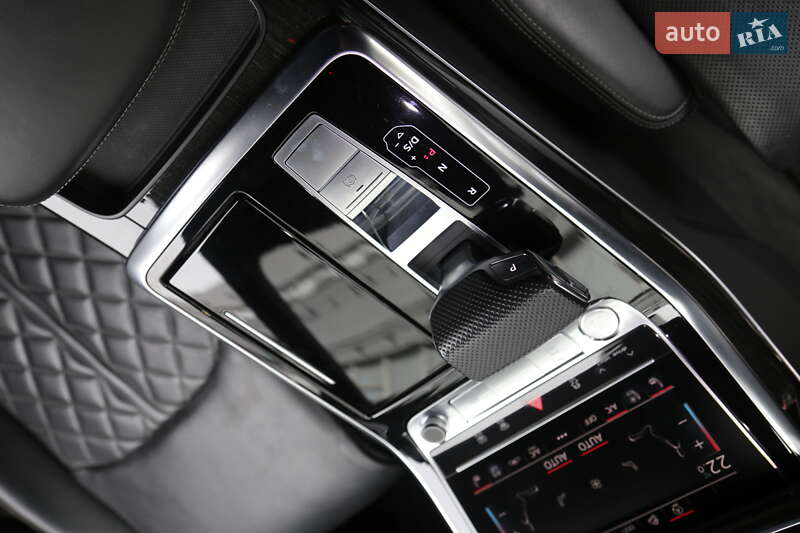 Внедорожник / Кроссовер Audi Q8 2018 в Киеве фото 24 Внедорожник / Кроссовер Audi Q8 2018 в Киеве