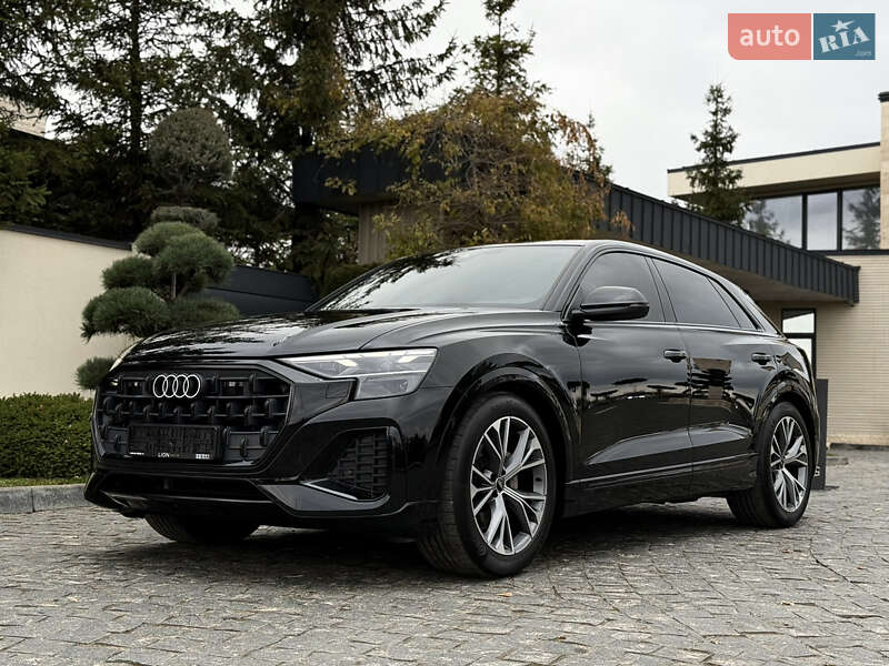 Позашляховик / Кросовер Audi Q8 2023 в Львові