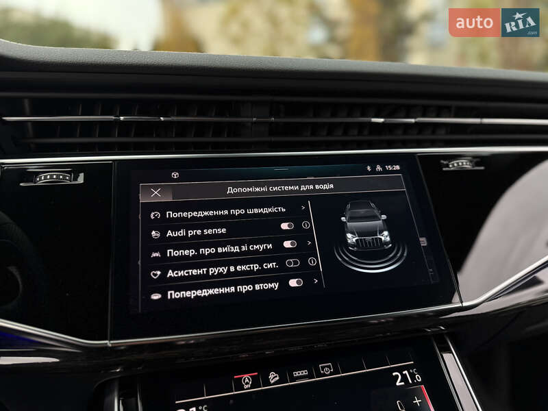 Позашляховик / Кросовер Audi Q8 2023 в Львові