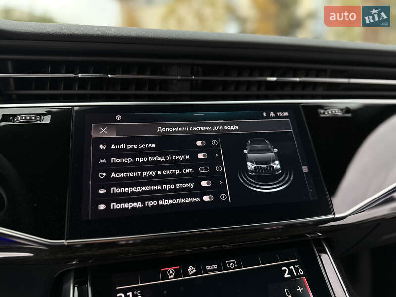 Позашляховик / Кросовер Audi Q8 2023 в Львові