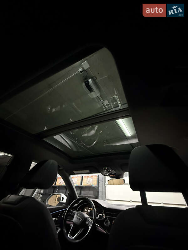 Позашляховик / Кросовер Audi Q8 2020 в Львові фото 7 Позашляховик / Кросовер Audi Q8 2020 в Львові