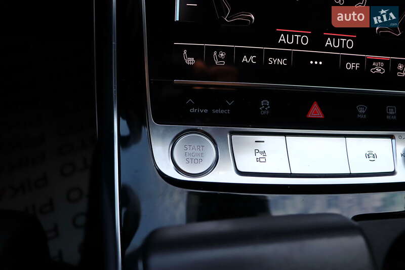 Позашляховик / Кросовер Audi Q8 2018 в Львові фото 32 Позашляховик / Кросовер Audi Q8 2018 в Львові