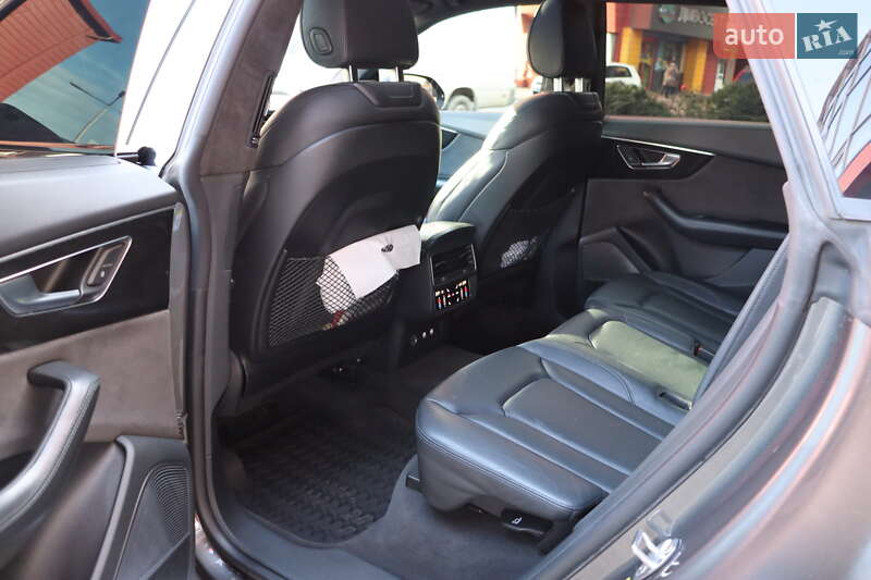 Позашляховик / Кросовер Audi Q8 2018 в Львові фото 40 Позашляховик / Кросовер Audi Q8 2018 в Львові