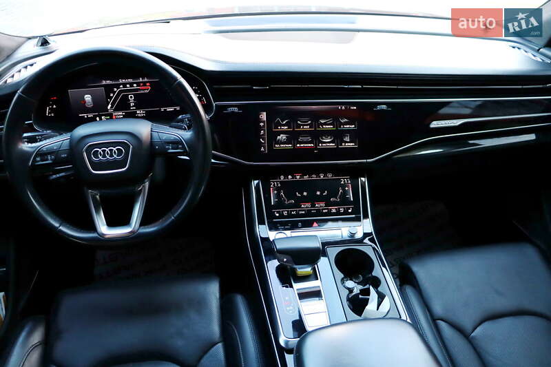 Позашляховик / Кросовер Audi Q8 2018 в Львові фото 42 Позашляховик / Кросовер Audi Q8 2018 в Львові