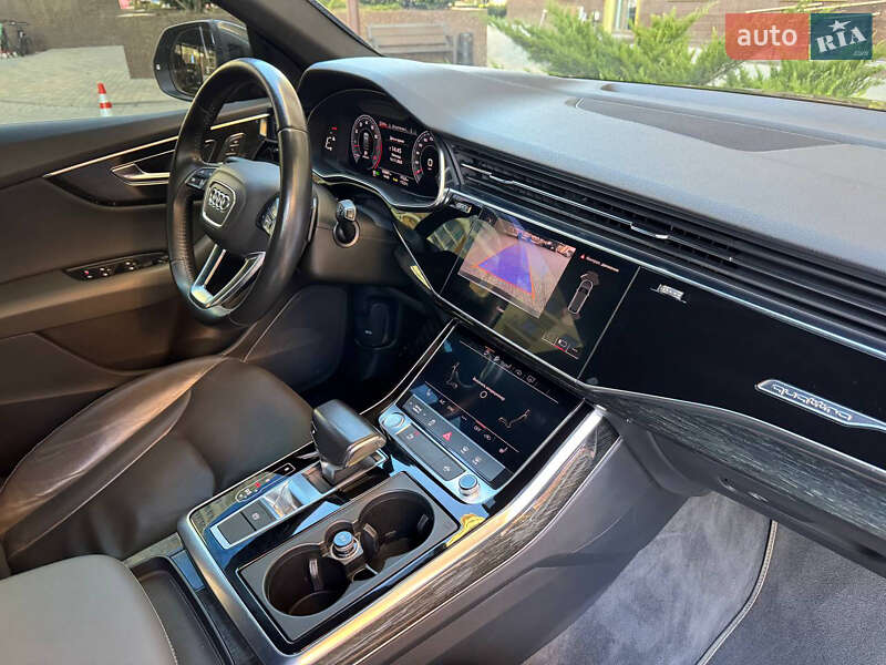 Позашляховик / Кросовер Audi Q8 2019 в Одесі