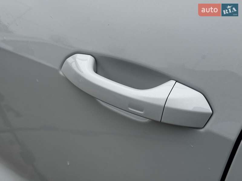 Внедорожник / Кроссовер Audi Q8 2021 в Харькове