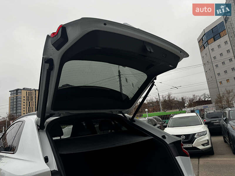 Внедорожник / Кроссовер Audi Q8 2021 в Харькове