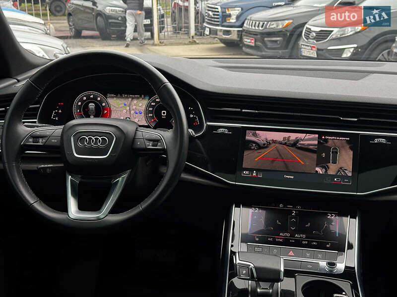 Внедорожник / Кроссовер Audi Q8 2021 в Харькове