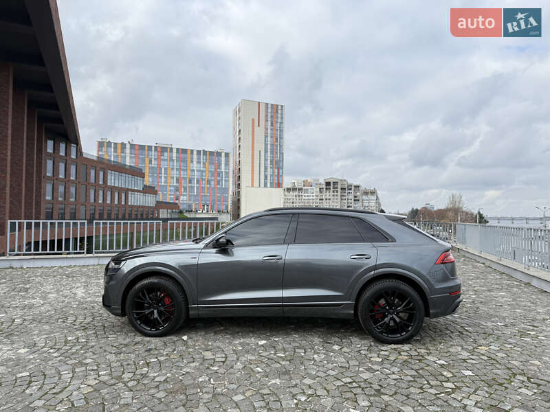 Позашляховик / Кросовер Audi Q8 2020 в Дніпрі фото 4 Позашляховик / Кросовер Audi Q8 2020 в Дніпрі