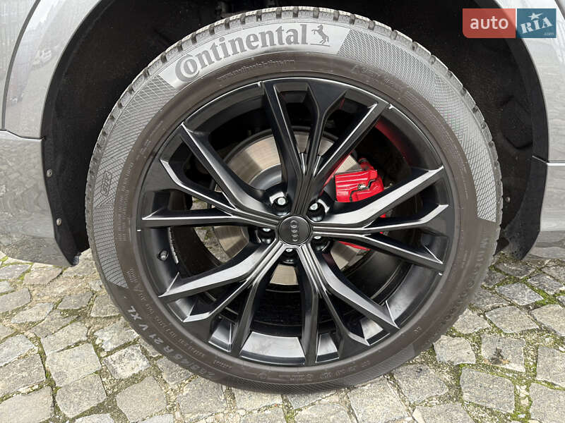 Позашляховик / Кросовер Audi Q8 2020 в Дніпрі фото 25 Позашляховик / Кросовер Audi Q8 2020 в Дніпрі