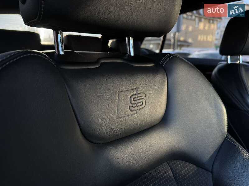 Внедорожник / Кроссовер Audi Q8 2019 в Бердичеве