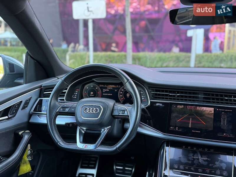 Внедорожник / Кроссовер Audi Q8 2018 в Киеве