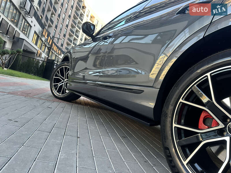 Позашляховик / Кросовер Audi Q8 2018 в Львові фото 14 Позашляховик / Кросовер Audi Q8 2018 в Львові
