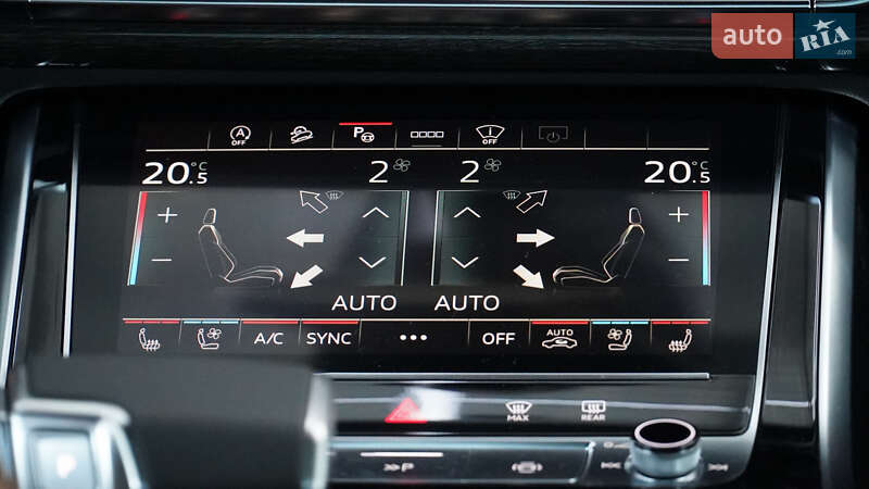 Позашляховик / Кросовер Audi Q8 2024 в Львові