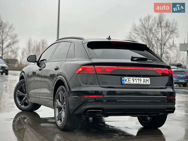 Внедорожник / Кроссовер Audi Q8 2024 в Киеве