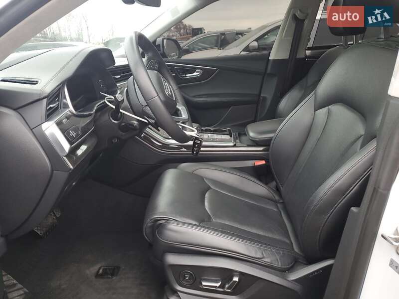 Позашляховик / Кросовер Audi Q8 2022 в Львові фото 7 Позашляховик / Кросовер Audi Q8 2022 в Львові
