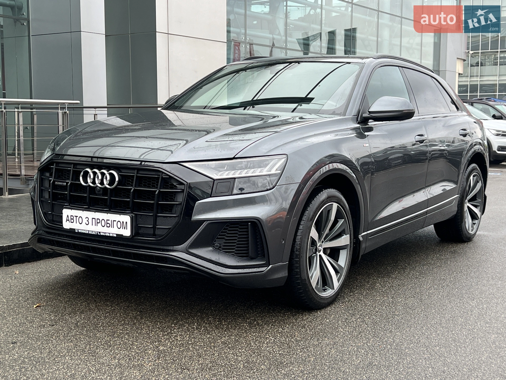 2019 Audi Q8 - мініатюра 3