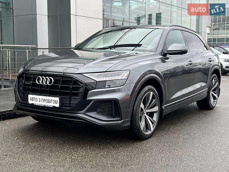 Внедорожник / Кроссовер Audi Q8 2019 в Киеве