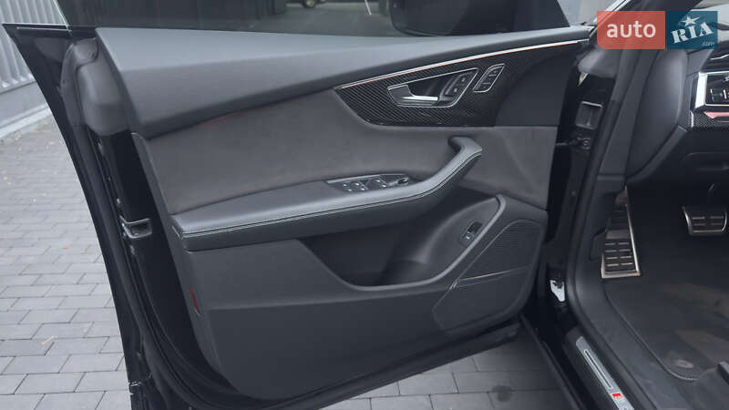 Внедорожник / Кроссовер Audi Q8 2018 в Киеве