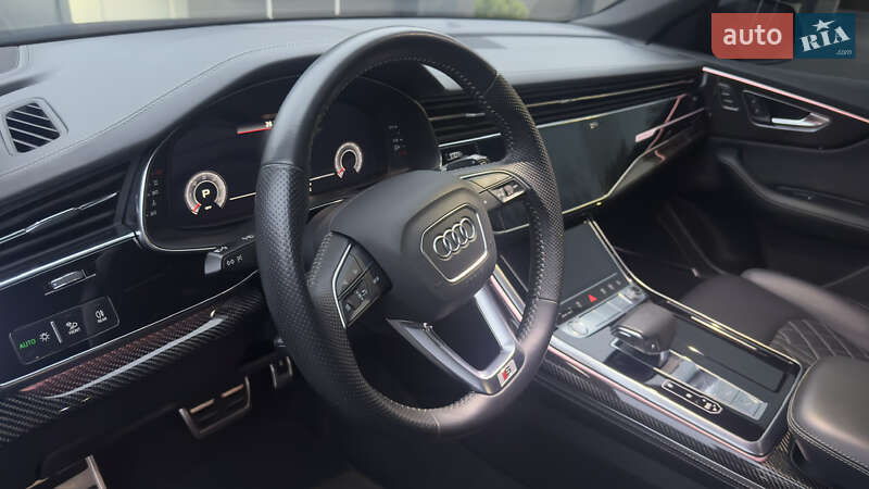 Внедорожник / Кроссовер Audi Q8 2018 в Киеве