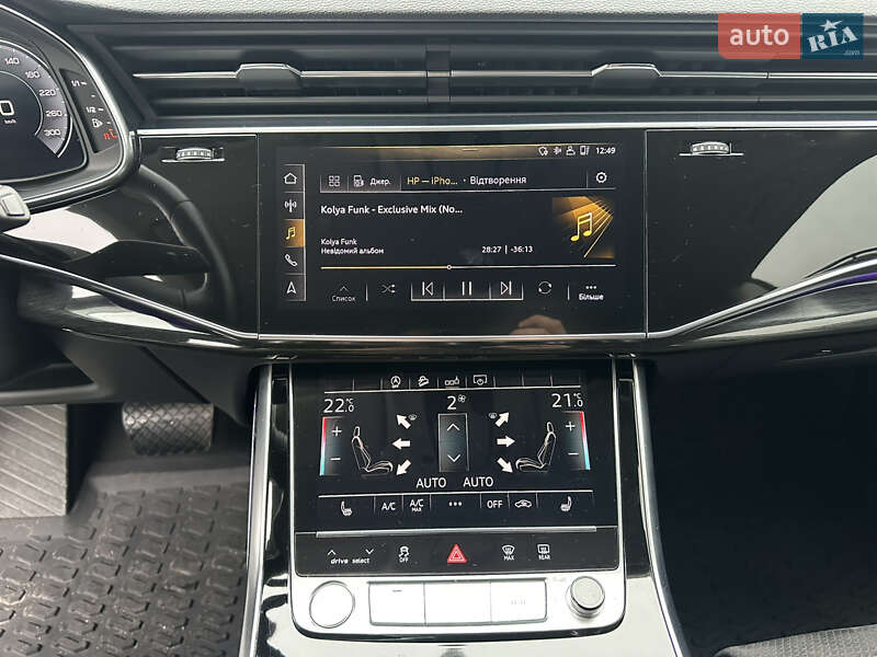 Внедорожник / Кроссовер Audi Q8 2019 в Киеве