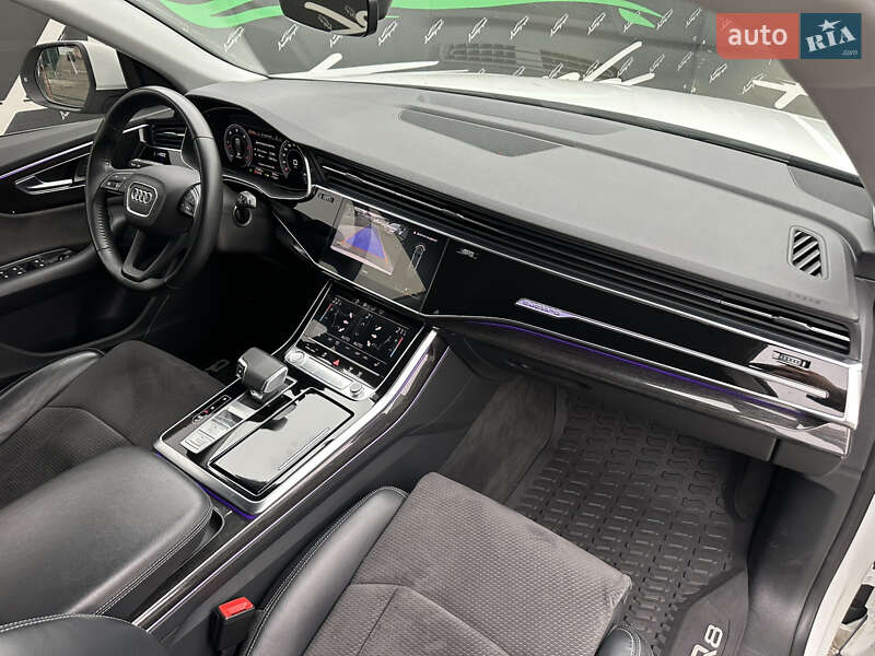 Внедорожник / Кроссовер Audi Q8 2019 в Киеве