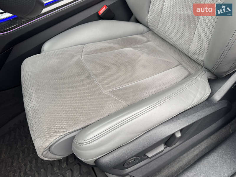 Внедорожник / Кроссовер Audi Q8 2018 в Киеве