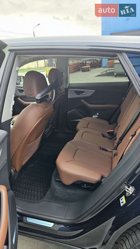 Позашляховик / Кросовер Audi Q8 2025 в Києві